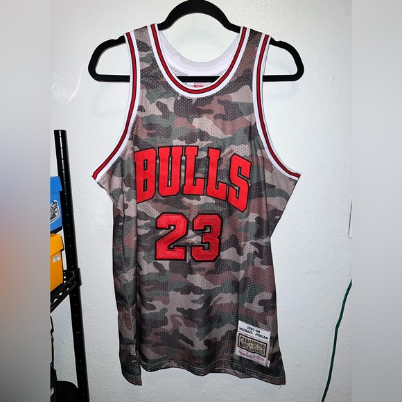 Mens shirt MITCHELL&NESS size L - Picture 1 of 7